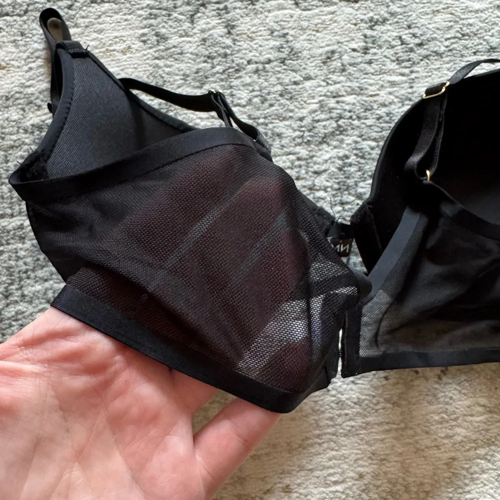Bundle of 3 Like 🆕/like new Nicole Miller light lift push up t-shirt bras